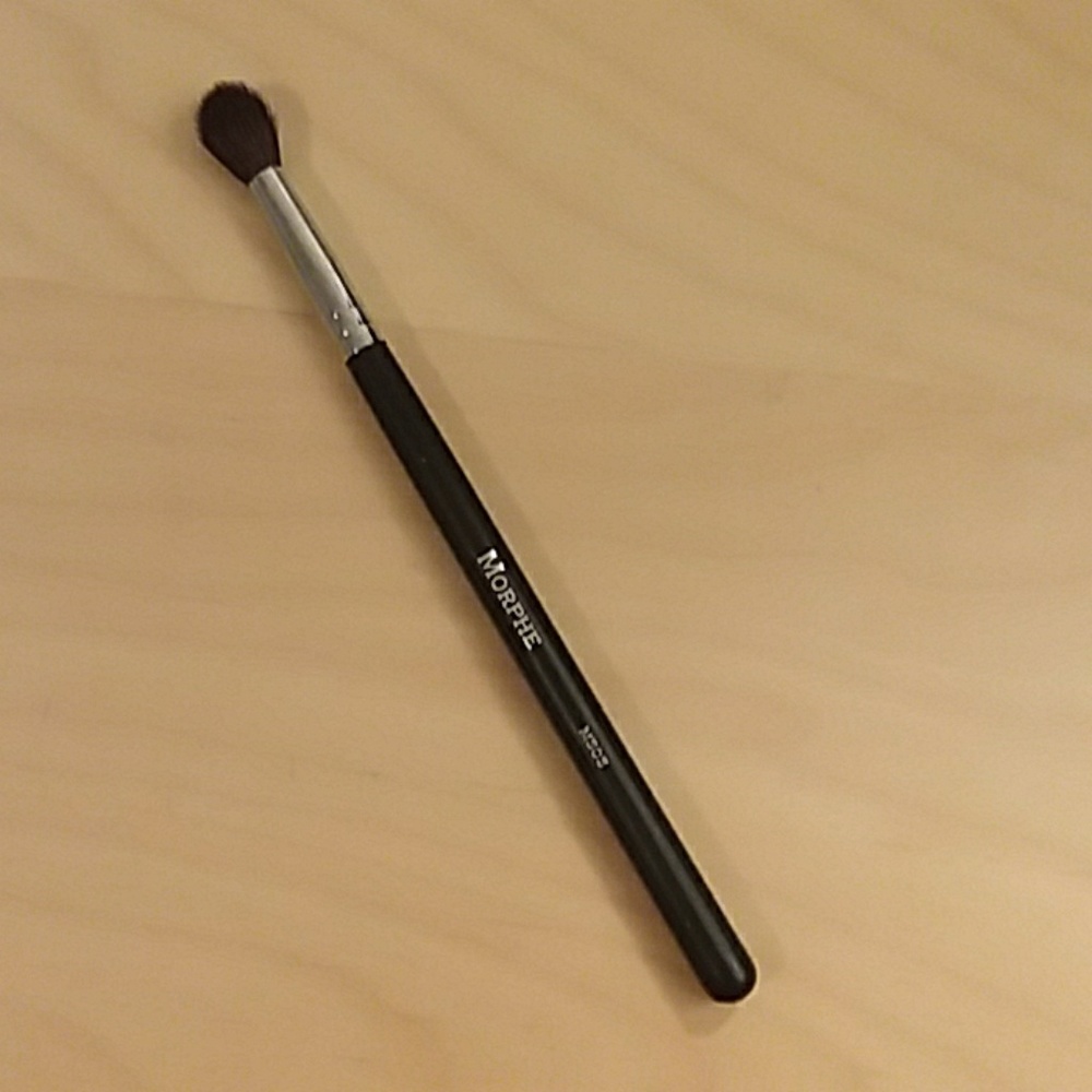 Morphe makeup brush